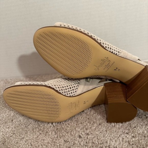 Amalfi Cream Peep-Toe Heeled Boots, 8 1/2, new no box - Picture 7 of 8